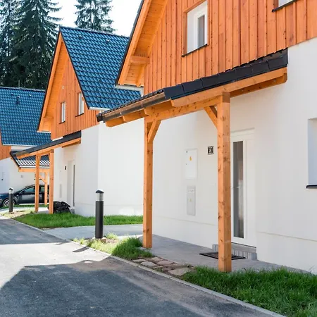 Lakeside Village - Vetrnik Apartment