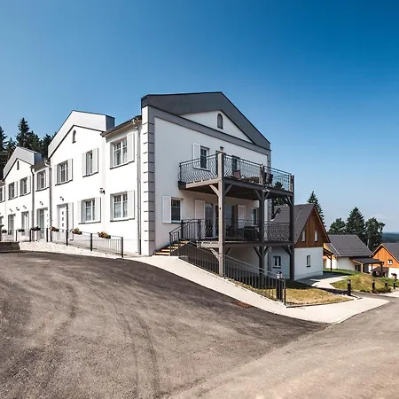 Lakeside Village - Vetrnik
