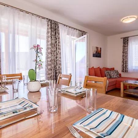 Apartment Lakeside Village - Vetrnik Frymburk